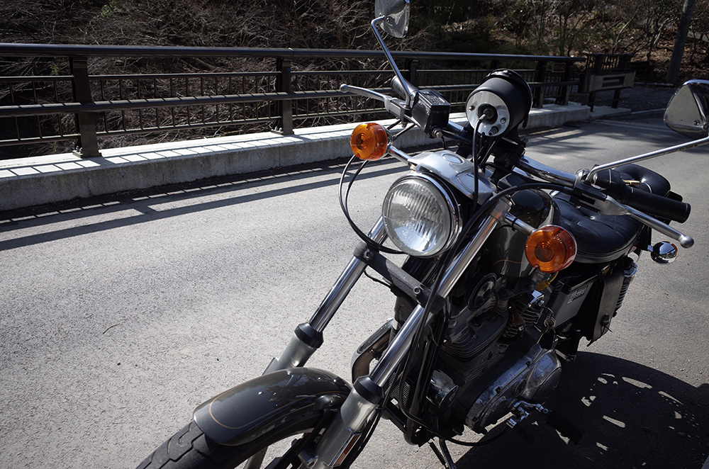 4速スポーツスターで行く渓流調査 南秋川 旅するバイク